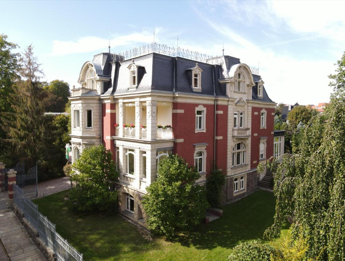Villa Vier Jahreszeiten Crimmitschau ภายนอก รูปภาพ